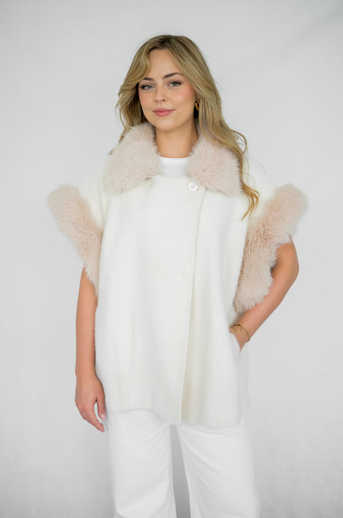 Jacqui  Coatigan | Winter White